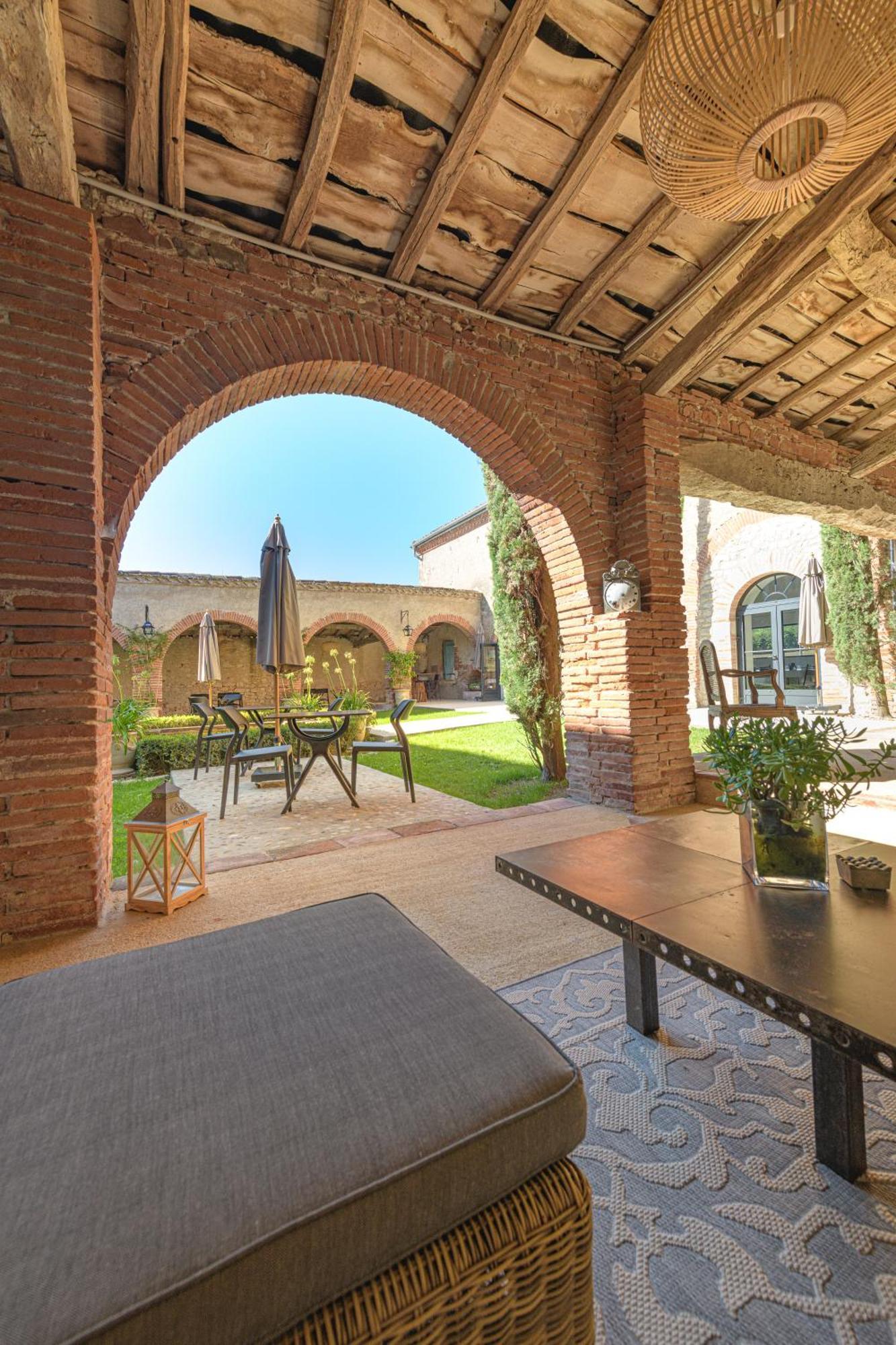 Domaine De La Monestarie - Teritoria Otel Bernac  Dış mekan fotoğraf