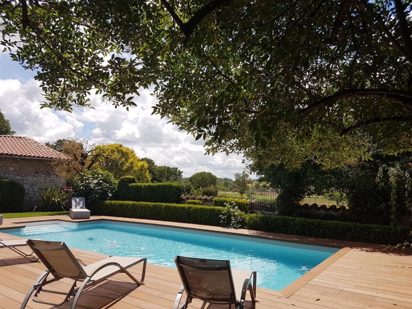 Domaine De La Monestarie - Teritoria Otel Bernac  Dış mekan fotoğraf